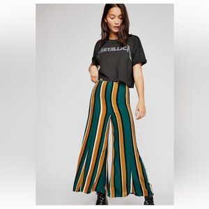 Free People Wild & Free cropped Pants size 2